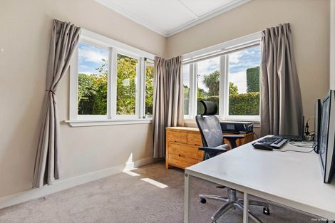 Photo of property in 1 Admiral Beatty Avenue, Mount Roskill, Auckland, 1041