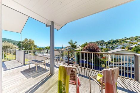 Photo of property in 208 Russell Bruce Place, Onemana, Whangamata, 3691