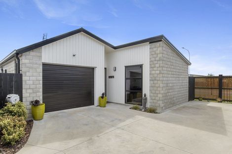 Photo of property in 15 Te Paea Crescent, Papamoa Beach, Papamoa, 3118