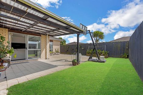 Photo of property in 9 Maadi Place, Papakura, 2110