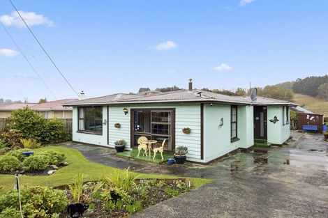 Photo of property in 18 Elwyn Crescent, Green Island, Dunedin, 9018