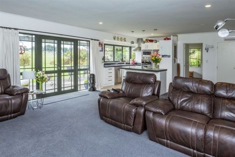 Photo of property in 10 Clifford Close, Levin, 5510