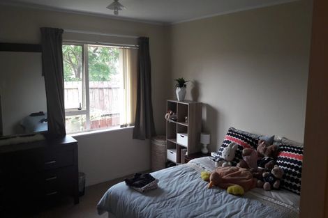 Photo of property in 6 Cretian Crescent, Henderson, Auckland, 0612