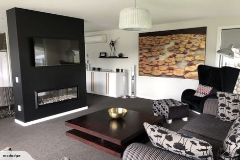 Photo of property in 292 West Belt, Rangiora, 7400