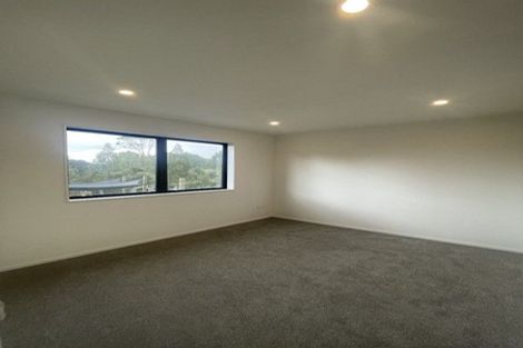 Photo of property in 514b Swanson Road, Ranui, Auckland, 0612