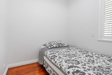 Photo of property in 30c Eleventh Avenue, Tauranga, 3110