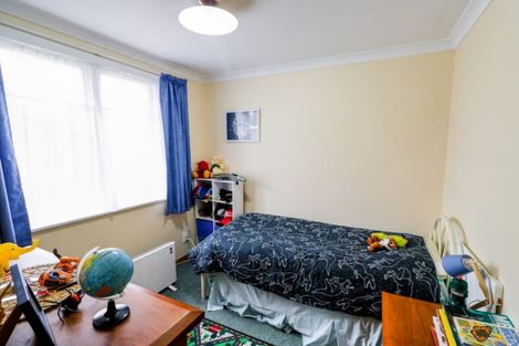 Photo of property in 32 East Road, Shannon, 4821