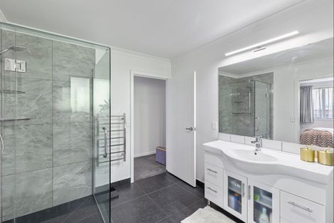 Photo of property in 41a Queenwood Road, Levin, 5510