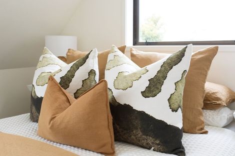 Photo of property in 94b Aikmans Road, Merivale, Christchurch, 8014