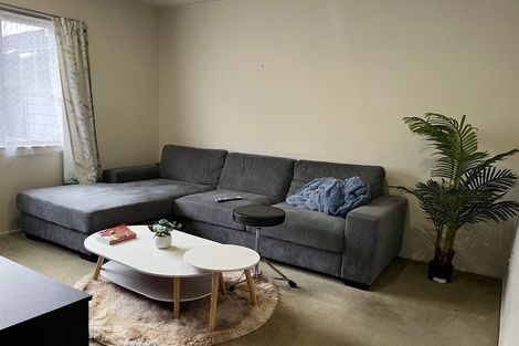 Photo of property in 1 Glengarry Road, Glen Eden, Auckland, 0602