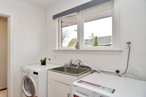 Photo of property in 321 Lake Terrace Road, Shirley, Christchurch, 8061