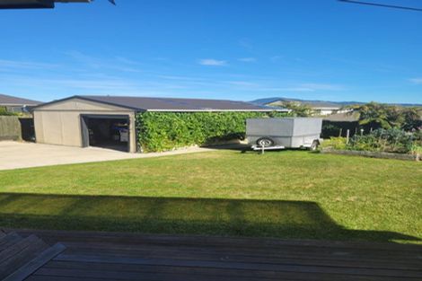 Photo of property in 27 Tumene Drive, Owhata, Rotorua, 3010
