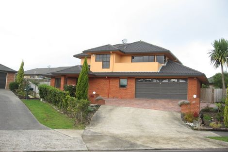 Photo of property in 40 Norman Close, The Gardens, Auckland, 2105