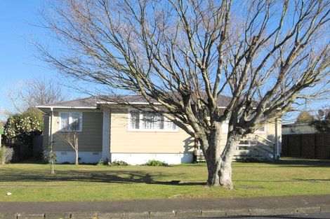 Photo of property in 2/23 Scott Road, Papakura, 2110