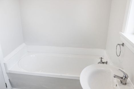 Photo of property in 10 Hillary Crescent, Upper Riccarton, Christchurch, 8041