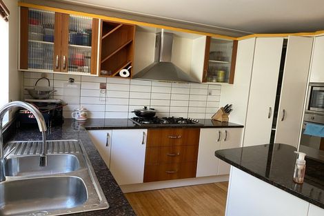 Photo of property in 28 Killybegs Drive, Pinehill, Auckland, 0632