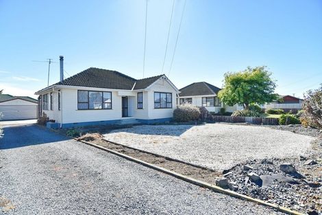 Photo of property in 11 Cossar Street, Burwood, Christchurch, 8083