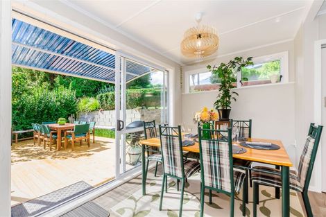 Photo of property in 10 Horomona Road, Paekakariki, 5034