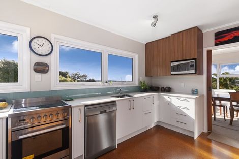 Photo of property in 8 Cashmere Place, Glenfield, Auckland, 0629