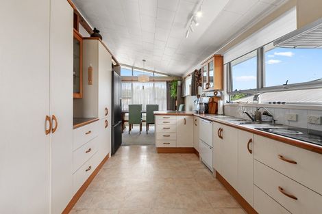Photo of property in 92 Valley Road, Mount Maunganui, 3116