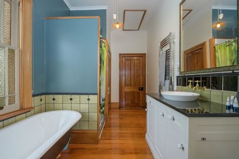 Photo of property in 209 Collingwood Street, Nelson South, Nelson, 7010