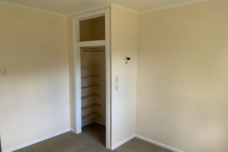 Photo of property in 18 Ramillies Place, Glenfield, Auckland, 0629