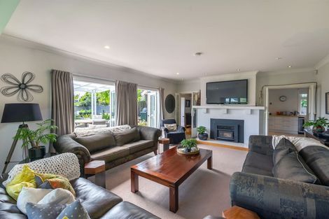 Photo of property in 82 Glandovey Road, Fendalton, Christchurch, 8052