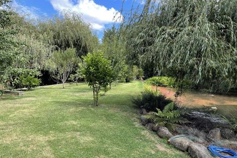 Photo of property in 21 Frank Knight Place, Waiuku, 2123