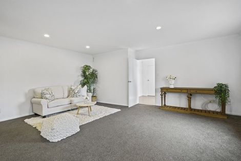 Photo of property in 10a Lambley Road, Titahi Bay, Porirua, 5022