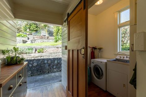 Photo of property in 16 Allan Street, Nelson South, Nelson, 7010