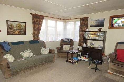 Photo of property in 253 Palmerston Street, Westport, 7825