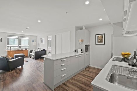 Photo of property in 205/25 Bute Road, Browns Bay, Auckland, 0630