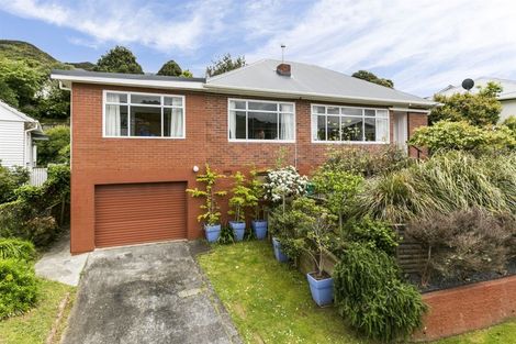 Photo of property in 22 Hathaway Avenue, Karori, Wellington, 6012