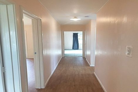 Photo of property in 11 Walworth Avenue, Pakuranga Heights, Auckland, 2010