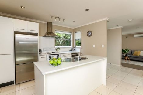 Photo of property in 32c Gilbert Street, New Plymouth, 4310