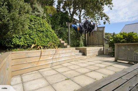 Photo of property in 124 Onslow Road, Khandallah, Wellington, 6035