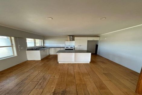 Photo of property in 1/419 Great South Road, Opaheke, Papakura, 2113
