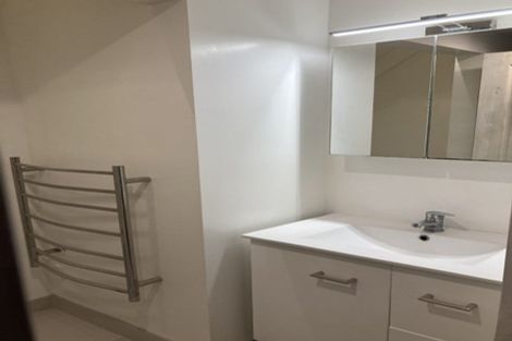 Photo of property in 9a/66 Mount Eden Road, Mount Eden, Auckland, 1024