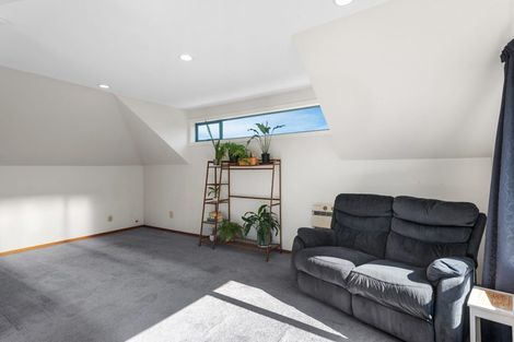 Photo of property in 2/52 Marine Parade, North New Brighton, Christchurch, 8083
