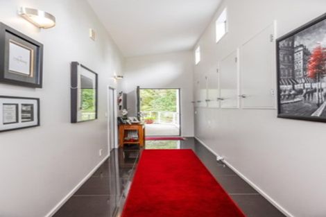 Photo of property in 15 Oakford Park Crescent, Greenhithe, Auckland, 0632