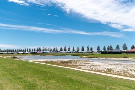 Photo of property in 12 Ruakituri Place, Te Awa, Napier, 4110