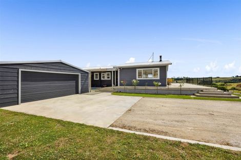 Photo of property in 25 Livingston Road, Tokaora, Hawera, 4671