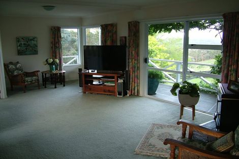 Photo of property in 135 Hillcrest Road, Hatfields Beach, Orewa, 0931
