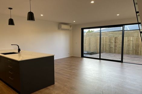 Photo of property in 11/206 Geraldine Street, Edgeware, Christchurch, 8013