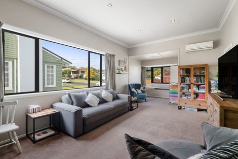 Photo of property in 30 Willoughby Street, Paeroa, 3600