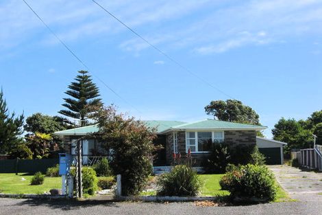 Photo of property in 124 Orowaiti Road, Westport, 7825