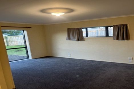 Photo of property in 271 Mahia Road, Weymouth, Auckland, 2103