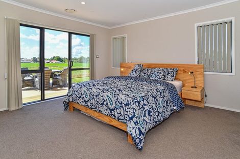 Photo of property in 6 Coach Road, Kingseat, Papakura, 2580