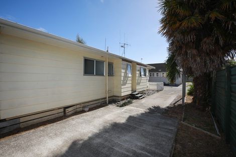 Photo of property in 30b Yeats Crescent, Fairfield, Hamilton, 3214