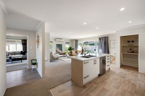 Photo of property in 24 Sylvester Crescent, Flagstaff, Hamilton, 3210